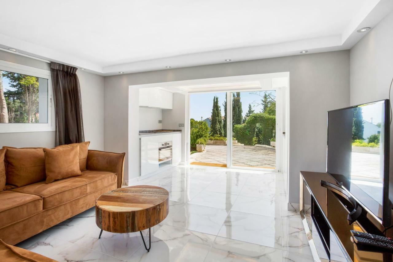Luxury Villa Marbella With Nice Garden, Pool And Jacuzzi By Varenso Holidays מראה חיצוני תמונה